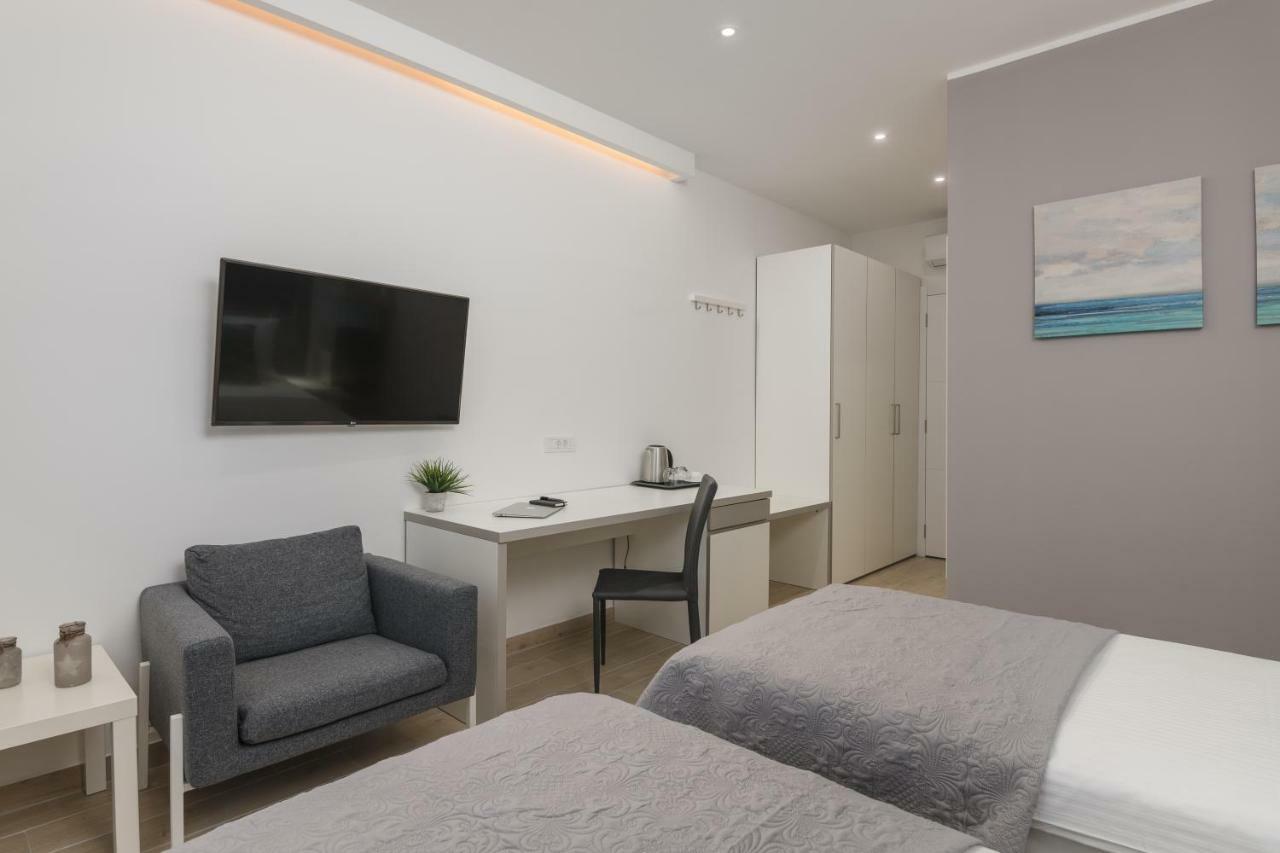 Rooms4U 杜布罗夫尼克 外观 照片